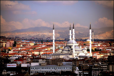 Keindahan Senibina Masjid & Kesenian Islam