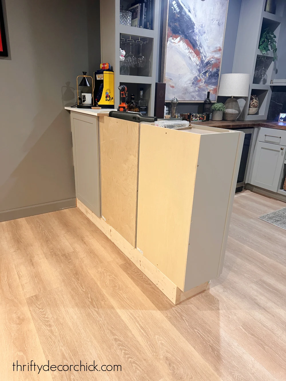 wall cabinets base for bar