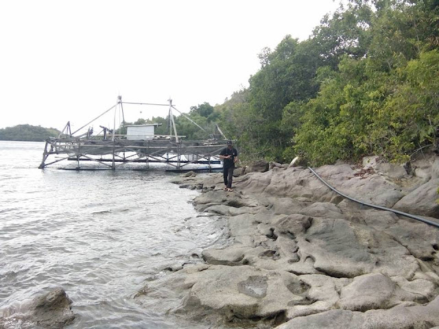 bagang di bagian timur pulau battoa polewali mandar