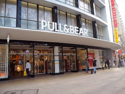 pull and bear, germany, berlin, berliini, ostokset, shopping, 