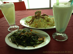 Captain T Restaurant - Nasi Goreng Ketam