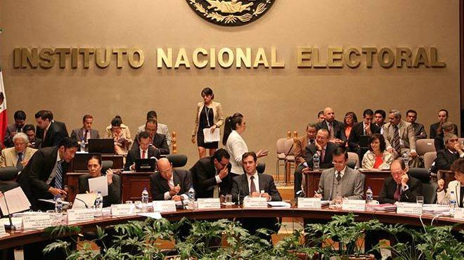 INE quiere presupuesto de 15 mil millones de pesos para 2016