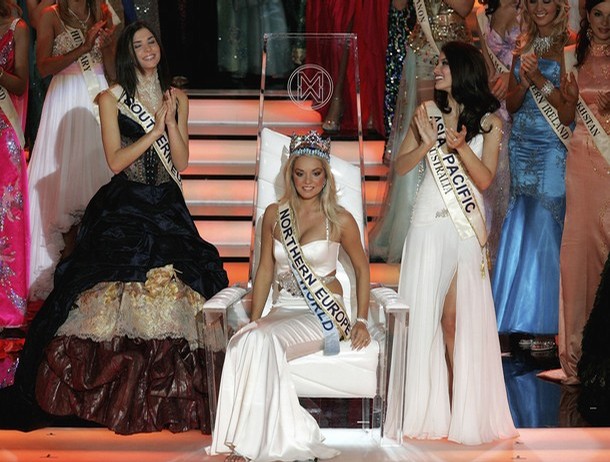 Miss Czech Republic, Tatana Kucharova, centre, poses after being crowned Miss World, with First runner up & Second runner Up