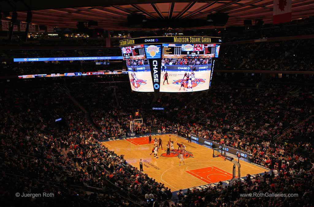 http://juergen-roth.artistwebsites.com/featured/new-york-knicks-juergen-roth.html