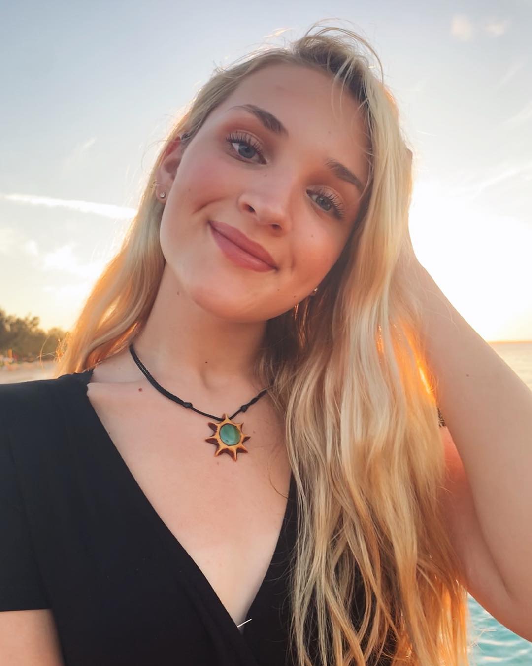 Emily Tressa – Most Beautiful mtf Transgender on instagram
