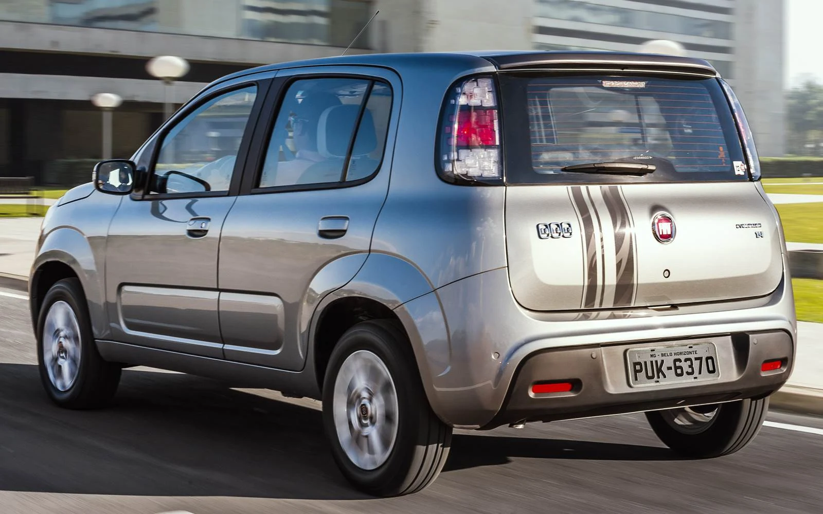 Novo Fiat Uno 2015