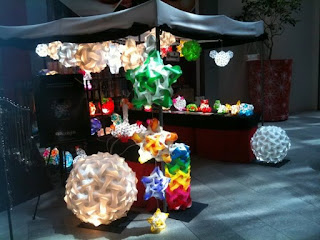 orchard central, first stall, pushcart, handmade gifts, franchise, opportunity, distributor, wholesale, singapore, korea, koolights, kiosk, bazaar, handmade gift, christmas, valentines day, corporate