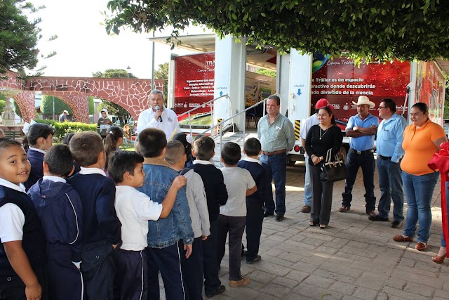 Sorpresa para los niños de Tototlán