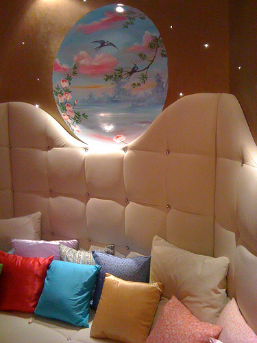 La suite de Marie Antoinette Finale de l'hôtel Seven Paris via www.dormitorios.blogspot.com