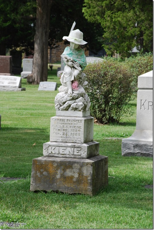 09-21-10 D Child Grave Mystery Dress Up in Topeka 008