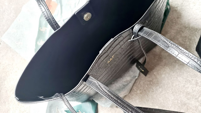 Azurina stockholm monogrammed tote bag review