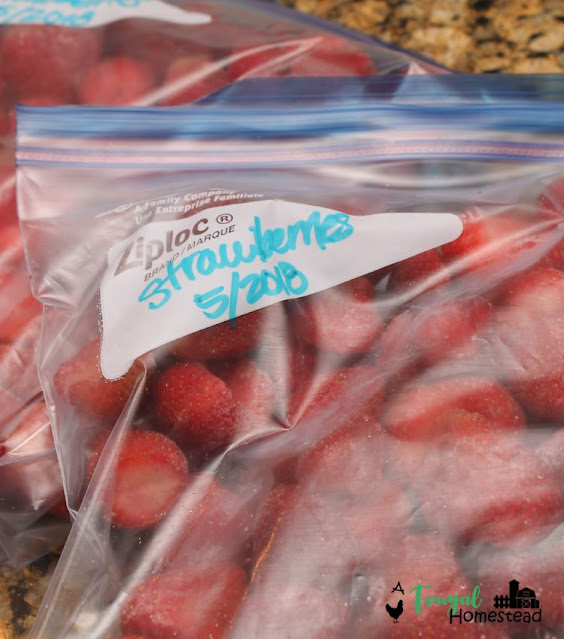 best way to freeze fresh strawberries
