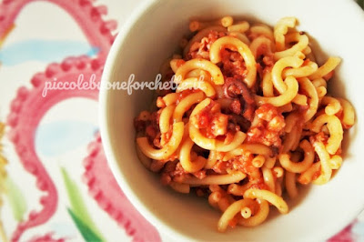 foto Ricetta pasta al ragù di polpetti per bambini