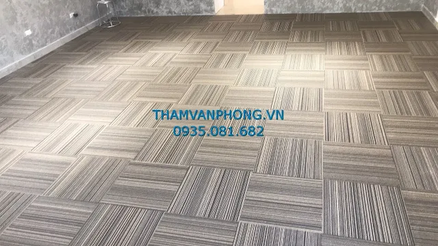 Thảm văn phòng sử dụng thảm tấm giá rẻ Parallel 13