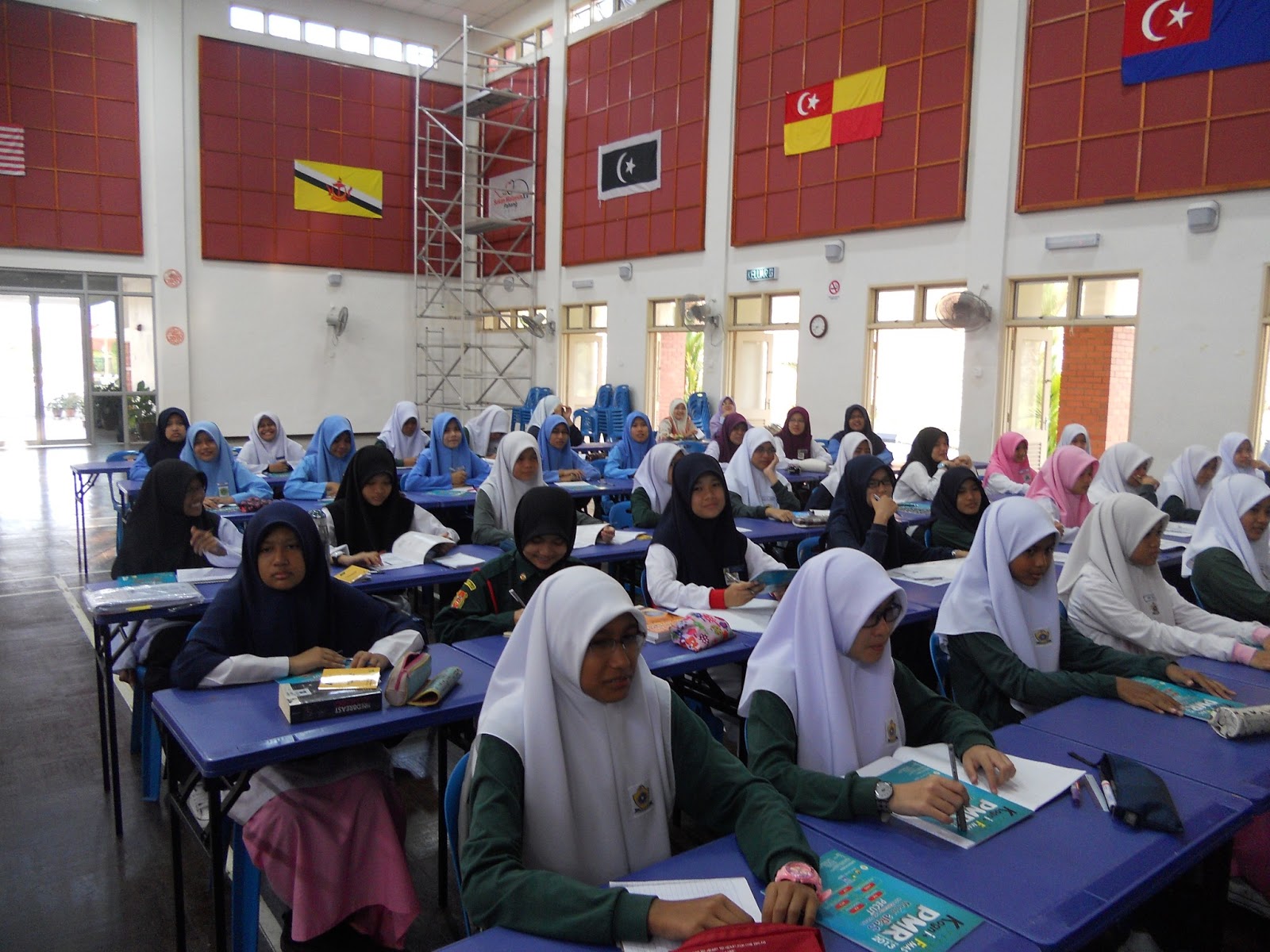 SMK BUKIT RANGIN 25150 KUANTAN: Seminar Sains PMR (13 / 03 