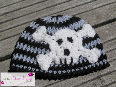 Crochet-pattern-newborn-beanie-skull-applique