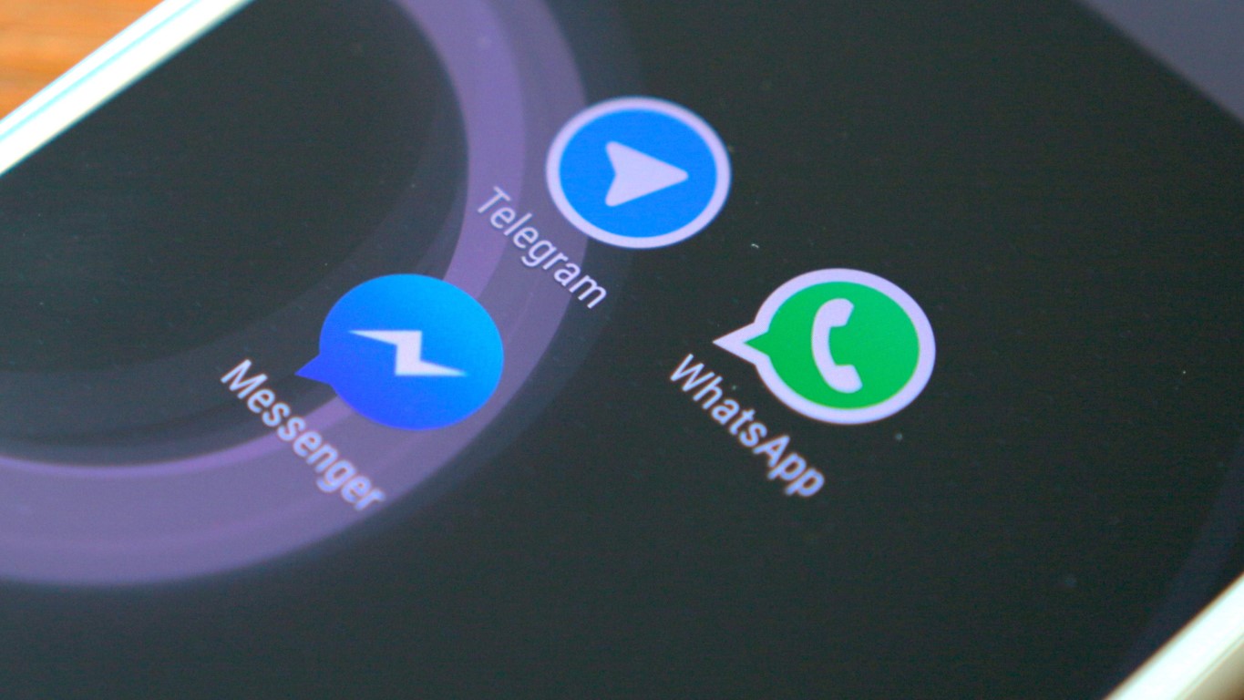 androidpit-facebook-messenger-vs-whatsapp-vs-telegram