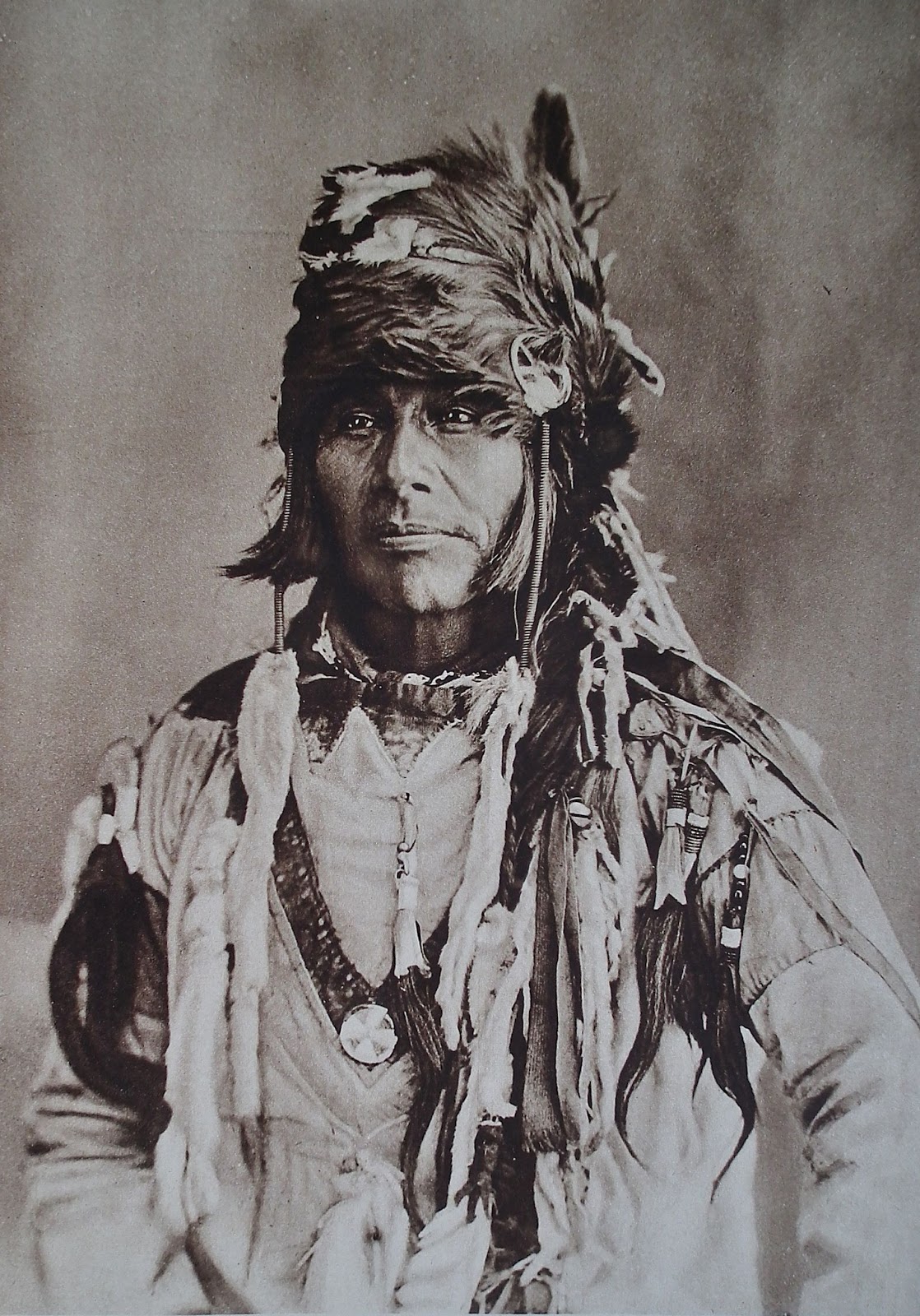 20 Amazing Pictures of North American Indians  in the Early 