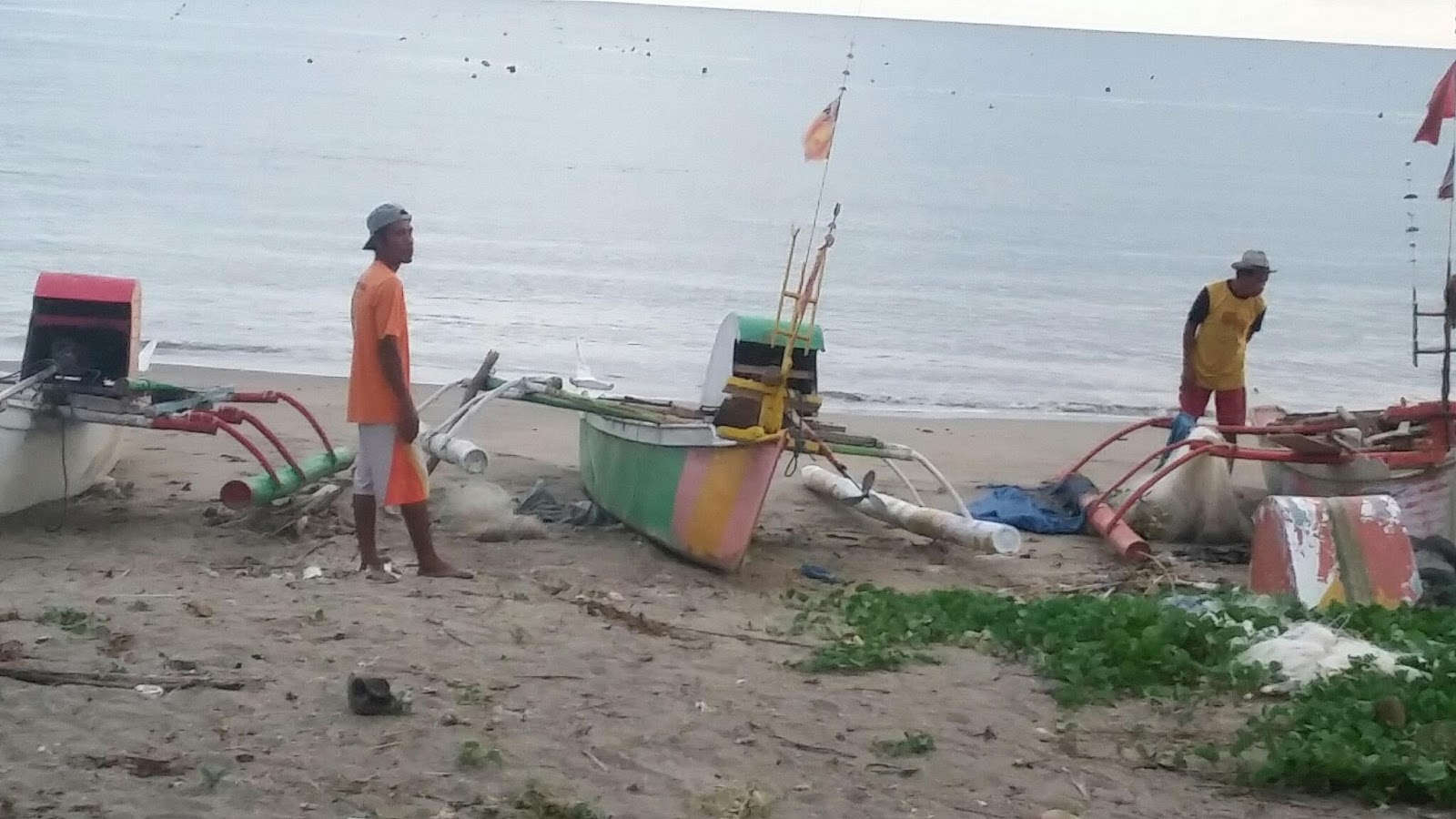 Nelayan Tak Melaut di Pantai Bantaeng Provinsi Sulawesi 