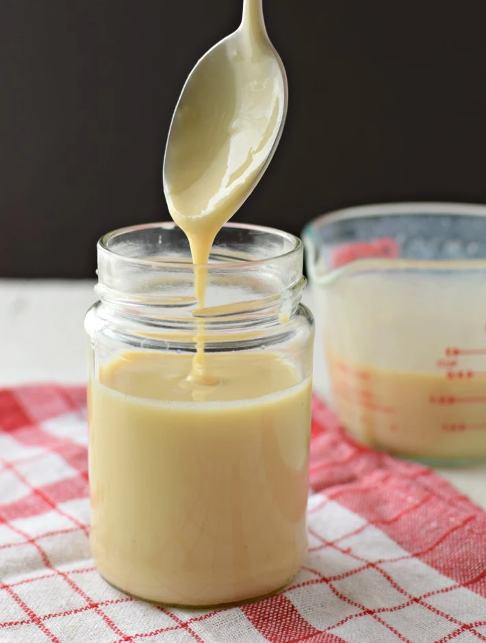 Leche condensada casera, receta con dos ingredientes