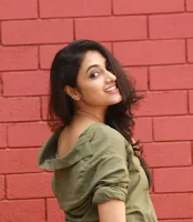 actress priyanka mohan latest photos