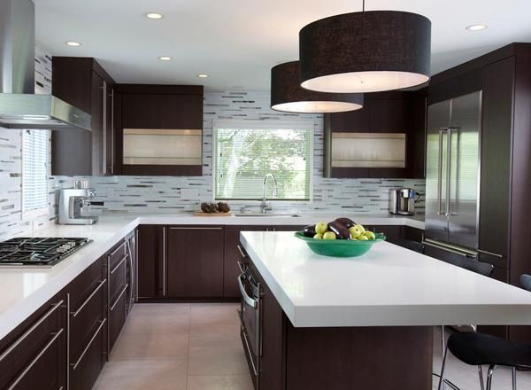 Dark Kitchen Cabinets for Various Kitchen Spaces