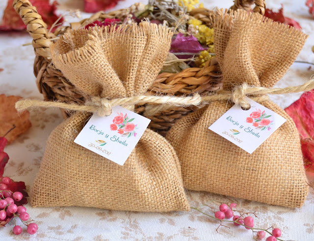 detalles de boda rustica saquitos de olor