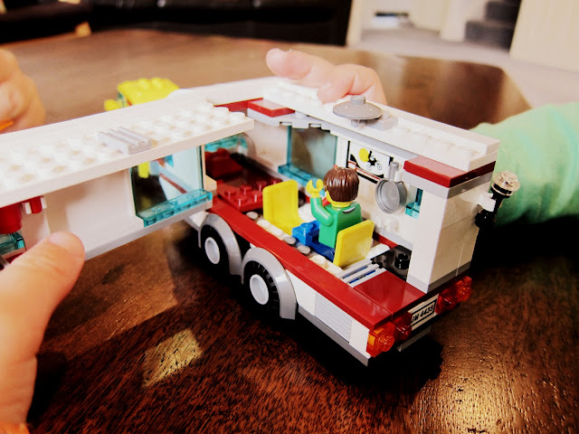 LEGO City caravan on the inside