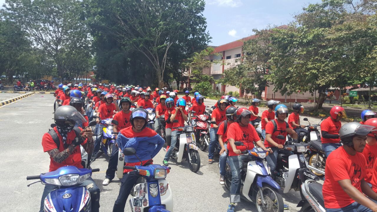 Dr MiM GEMPAR HIMPUNAN BANGKIT BAJU MERAH DI PULAU PINANG