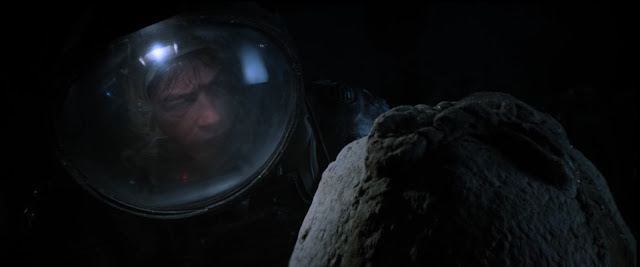 Alien 1979 Kane Approaches Egg