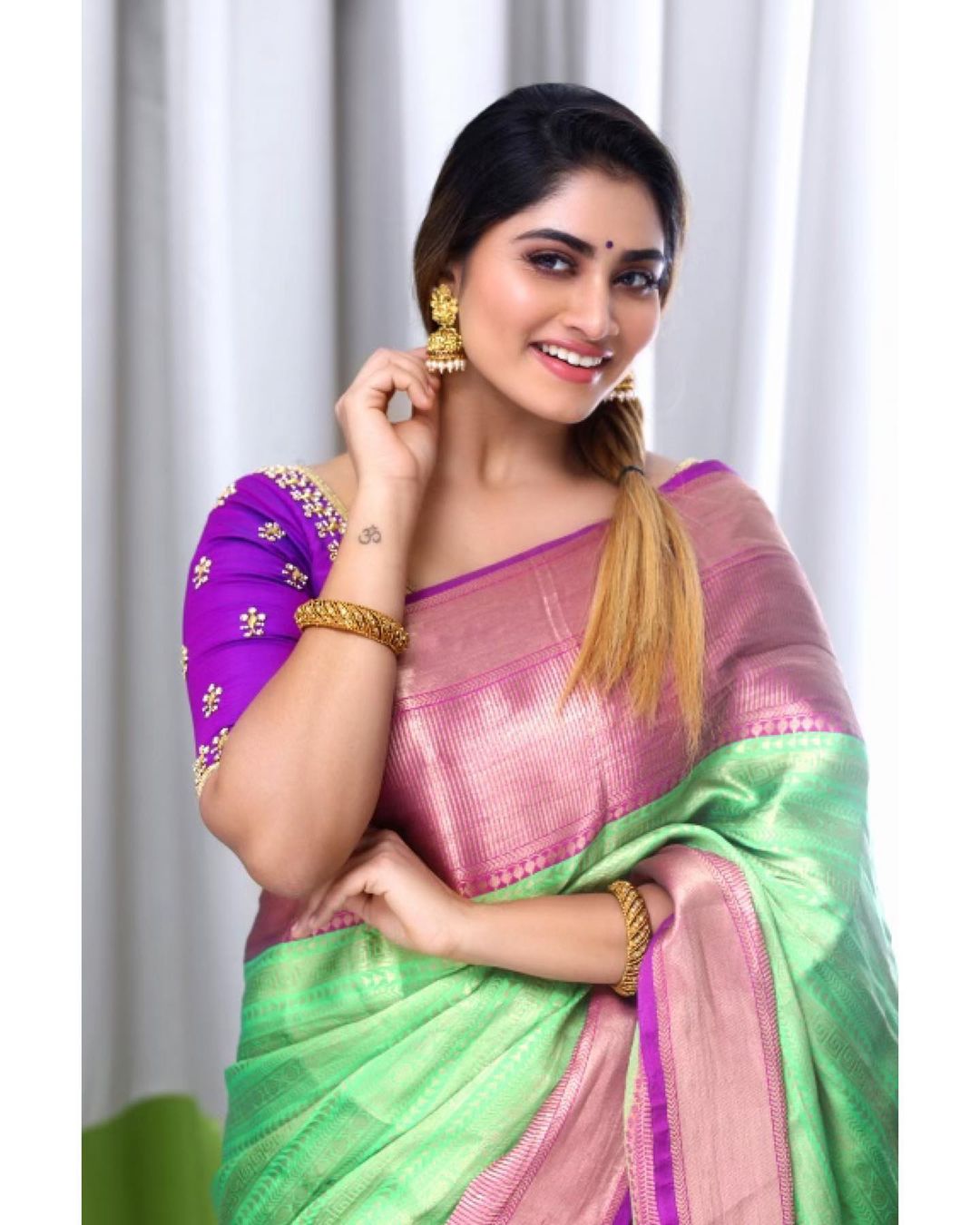 Actress Shivani Narayanan Latest Hot Photos