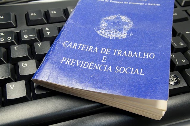 Emissão de Carteira de Trabalho agora exige Certidões de Casamento ou Nascimento