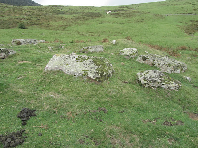 Parque Nacional de Irati - Valle de Aezkoa - Estación megalítica de Azpegi - Navara