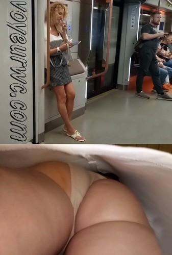 Upskirts N 3500-3514 (Upskirt voyeur videos with girls teasing with their butts on the escalator)