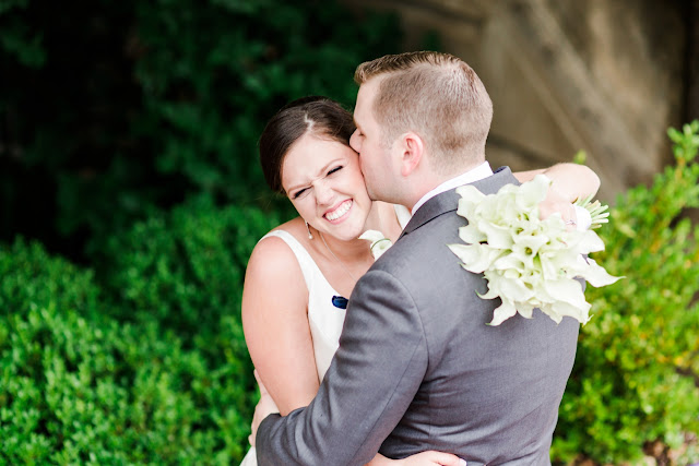 A classic Washington, DC wedding at St. Aloysius church and Top of the Town by Heather Ryan Photography