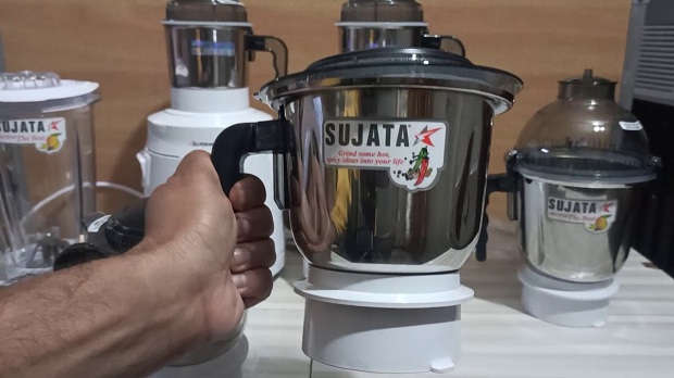 Sujata Dynamix vs Powermatic
