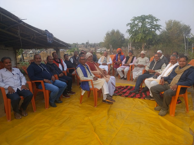सतबहिनी झरना तीर्थ एवं पर्यटन स्थल विकास समिति के बैनर तले आम जनों की हुई बैठक kandi brajesh panday