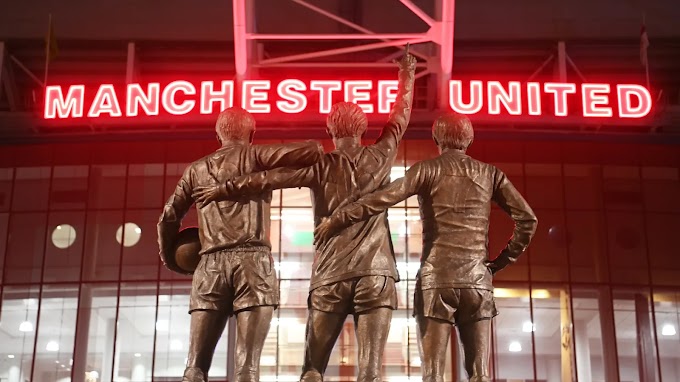 Morre Bobby Charlton, lenda do Manchester United e campeão da Copa do Mundo de 1996