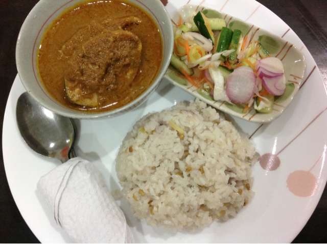 Rumah Pinggir Bandar: Nasi Dagang Gulai Ikan Tongkol