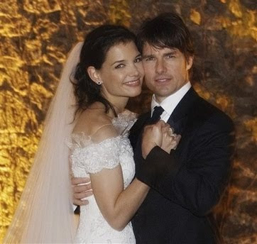 tom cruise and katie holmes wedding pictures. katie holmes wedding. tom