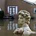 Πρωτοφανείς πλημμύρες στη Μεγάλη Βρετανία