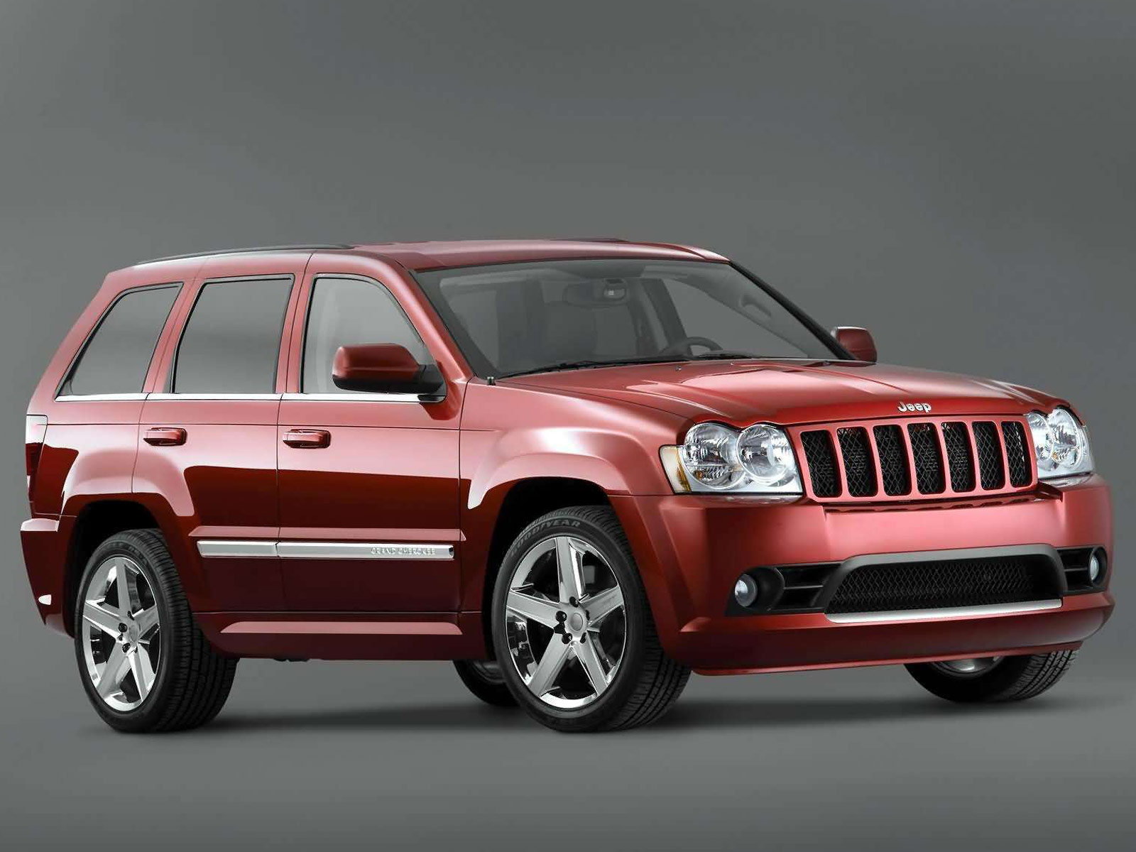 Download Gambar Mobil JEEP Grand Cherokee SRT8 2006