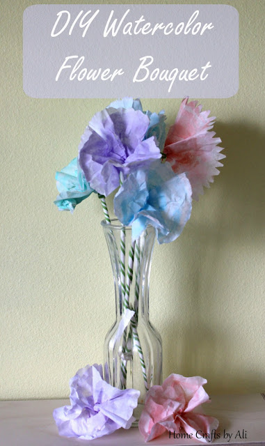 DIY Watercolor Flower Bouquet - a simple paint project so you can make your own flower bouquet