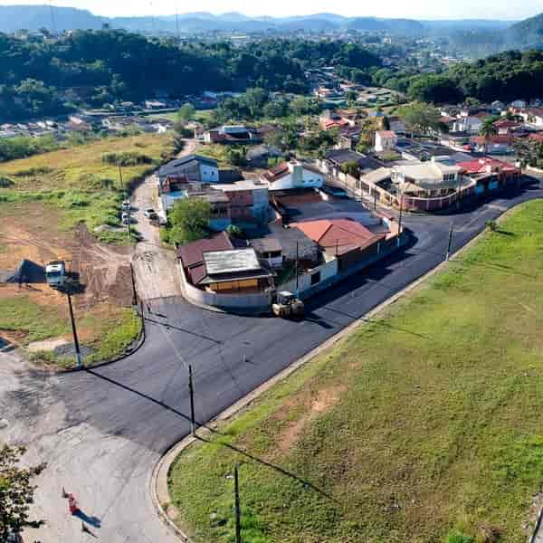 5 milhões em pavimentação asfáltica no Jardim Botujuru, Jardim Brasília e Avenida Jatobá