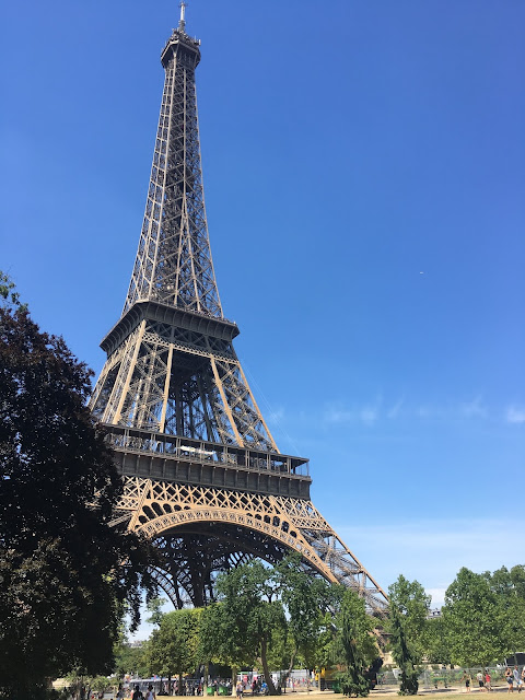 Eiffel tower paris