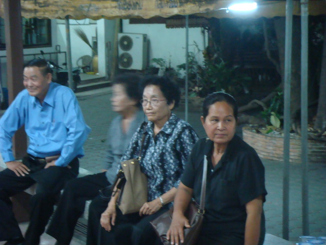 'งานศพลุงพงศ์วันแรก