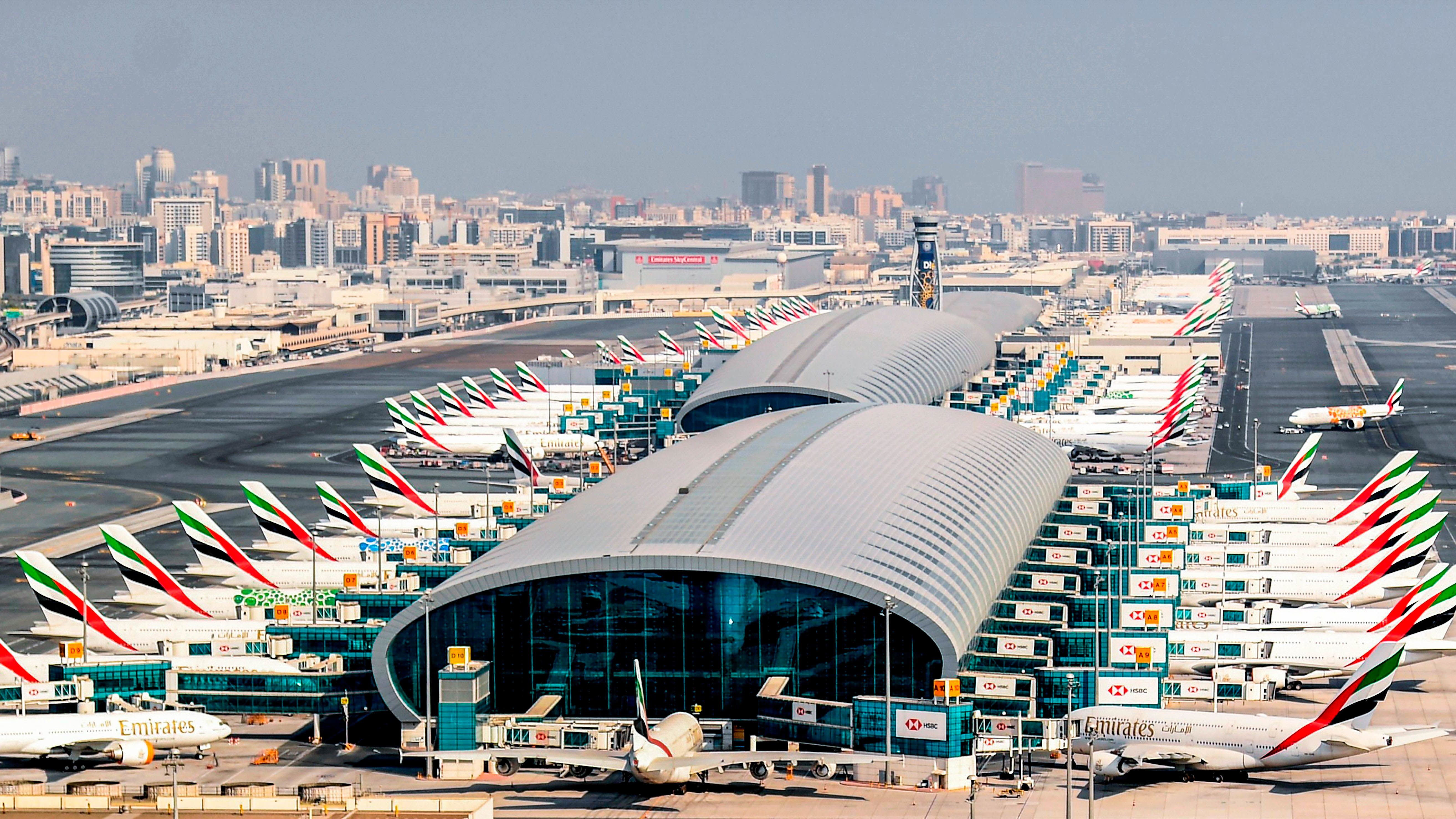 The world's largest airport will be built in Dubai, the city of astonishing plans