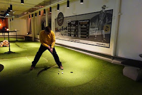 Richard Gottfried playing at the Swing by Golfbaren indoor minigolf course in Stockholm, Sweden