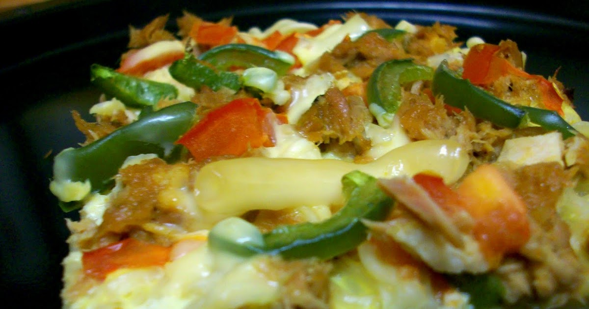 Periuktanah: Pizza Mee Segera Dengan Tuna Pedas