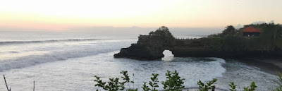 Templo Tanah Lot. Isla de Bali, Indonesia.